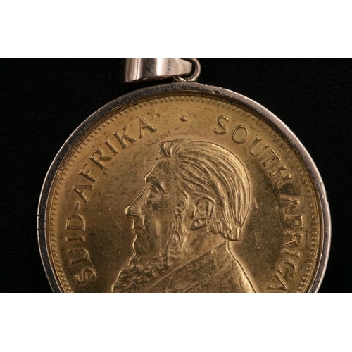 92 - 1 Oz Gold Krugerrand with 9CT Gold Mount for a Pendant - overall weight 36.53 grams 1971