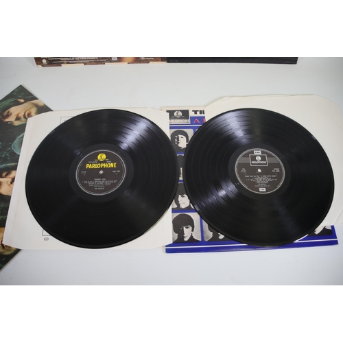 103 - The Beatles, A hard days night. PCS 3058, Very good condition. The Beatles, Rubber Soul, PMC 1267, V... 