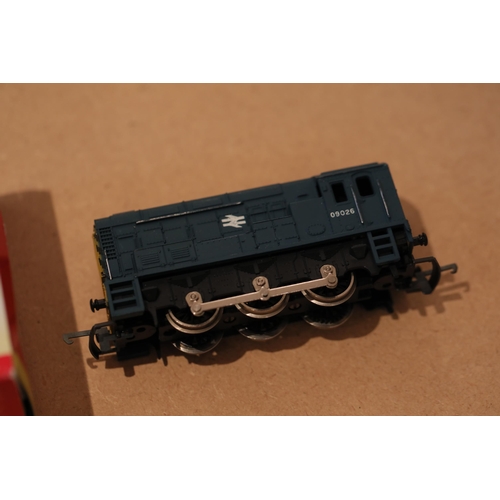 135 - 2 Diesel Shunters Hornby and Lima locomotives 1 is with its box British rail 0-6-0 diesel electric s... 