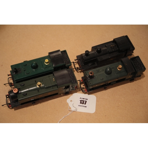 137 - 4 Panier tank locomotives 1 Lima Italy 1 is a triang R.52 1 Hornby and the other is believed to be t... 