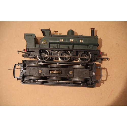 137 - 4 Panier tank locomotives 1 Lima Italy 1 is a triang R.52 1 Hornby and the other is believed to be t... 