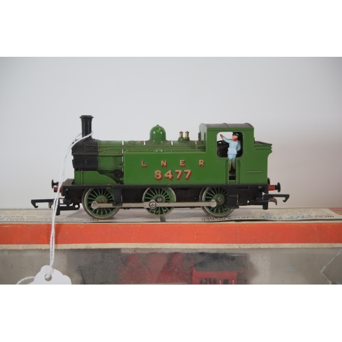 152 - Hornby Lner 8477 and R.156 B.R class 08 0 - 6 -0 Diesel electric shunter boxed  + a life like trains... 