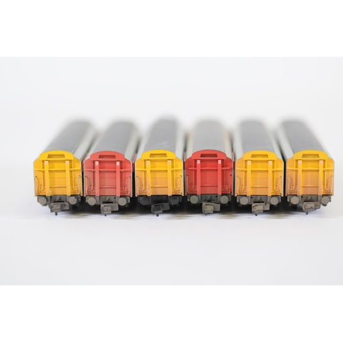 170 - 12 N gauge freight trains made by Dapol And bachmann 11 of these trains are in good condition 1 of t... 