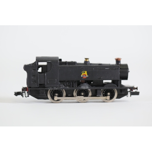 176 - 2 Locomotives N gauge 1 made by Graham Farish  and 1 other both look in good used condition