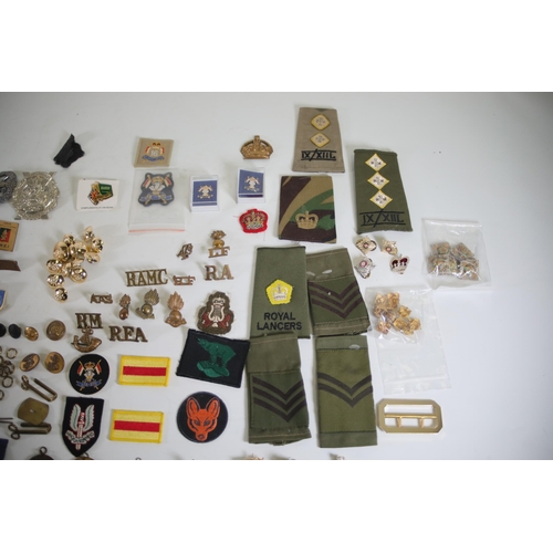 237 - 37 Cap badges from various Countries including Britain, Canada, Germany Poland & France, Various Sho... 