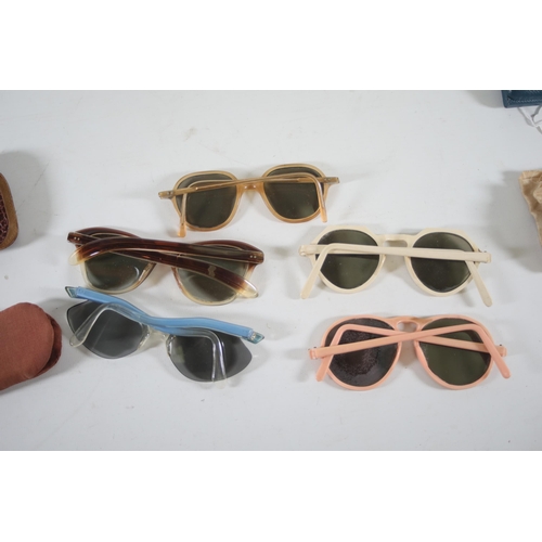 53 - 5 pairs of vintage 50s/60s sunglasses including Polaroid.