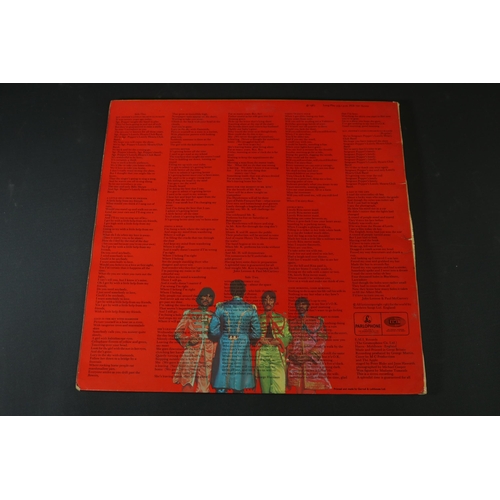 11 - Beatles Sgt Peppers Lonely Hearts Club Band PCS 7027 with cut-out. The cover remains in good order, ... 