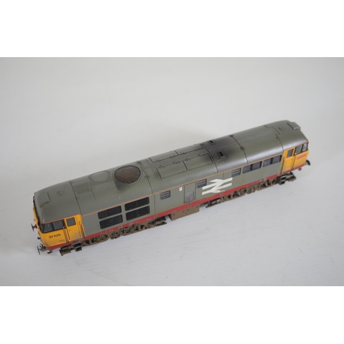 114 - Hornby BR Rail freight Diesel Loco 31105 Class 31 OO gauge. Loco excellent used condition, tested no... 