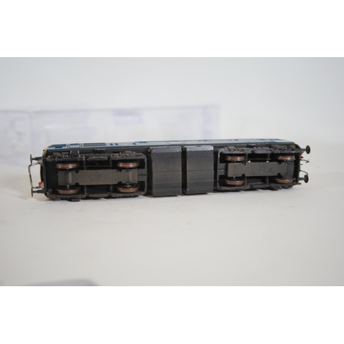 116 - Boxed excellent used condition, locomotive BRCW type 21 British Railway class 26, tested and working... 