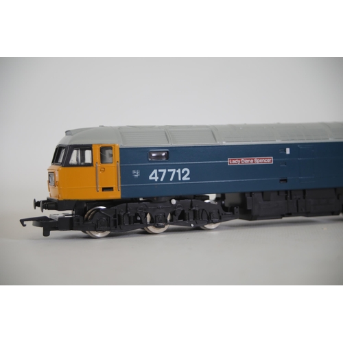 128 - Hornby Special Edition Class 47 BR Co Co Diesel Locomotive Lady Diana Spencer, 47712. Box not comple... 