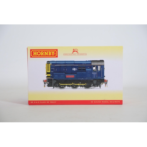 144 - Hornby R3485 BR 0 6 0 Diesel electric class 08 Locomotive 08644 Boxed, OO Gauge model railways. Both... 