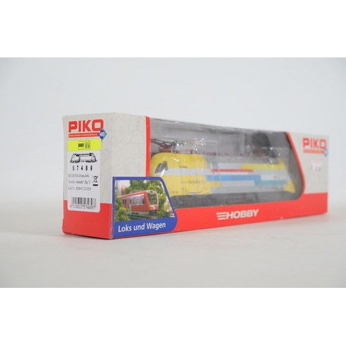 145 - Piko Loks and Wagon Boxed OO Gauge Locomotive. Both the box and Locomotive appear to be in good cond... 