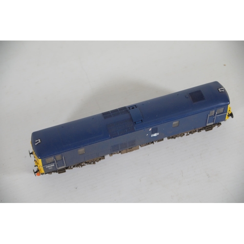 150 - British Rail BR Blue 73135 00 Gauge, Class 73 Dapol Locomotive, partly boxed. Has been tested and is... 