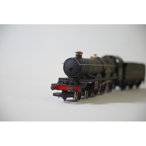 154 - OO Gauge Locomotives, 1 Hornby 1 Airfix LMS 690 Caerphilly Castle 4037. Only 1 has its Hornby box. B... 