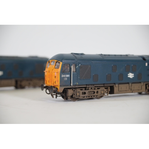 164 - 2  Bachmann Class 25 Diesel Locomotives OO Gauge. Both of these trains  appear to be in good used co... 