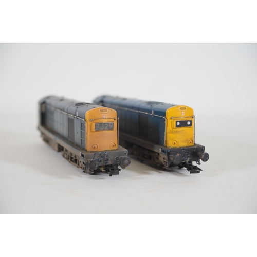 169 - 2 Bachmann Class 20 Locomotives Br Blue OO Gauge. Both of these trains  appear to be in used conditi... 