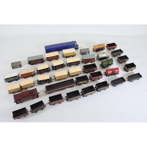 184 - Large selection of tin plate 00 Gauge Goods Carriers and Wagons some of which are Hornby / Meccano, ... 