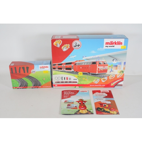 191 - Markin 29209 my world Children's Toy Train set boxed with extra track set boxed HO Gauge. All looks ... 