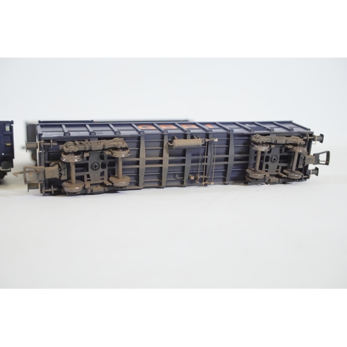 195 - JNA Ealnos Bogie Box Wagons GBRF Blue Revolution Trains OO Gauge x7. All appear to be in good used c... 