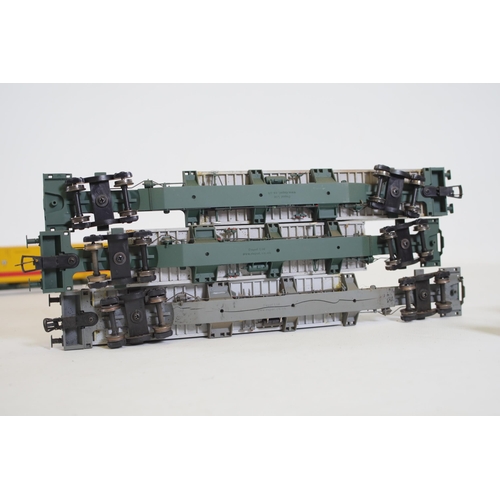 196 - Dapol Container Transporters x8 OO Gauge with containers branded with names like Maersk x3, 1 DHL, B... 