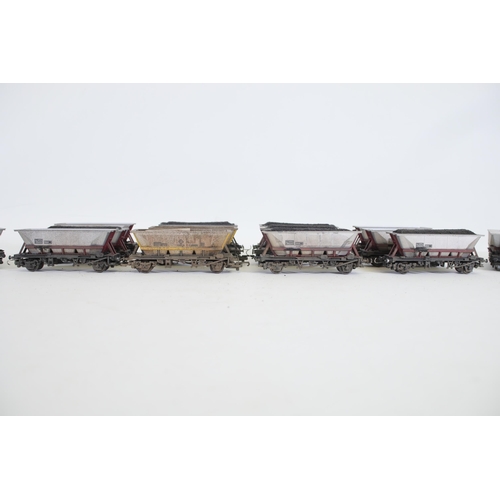 198 - HAA EW and S Hopper Wagons OO Gauge Mineral Transporters x21. The condition of these items varies, s... 