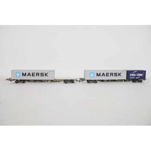 200 - 12x Dapol Branded Containers Transporters OO Gauge Carriers to include a KTA Pocket Wagon Gers 97711... 