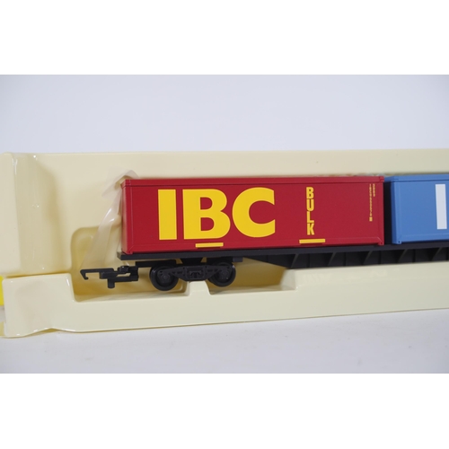 202 - 3x Brand New Boxed Hornby IBC Bulk IFF Container Wagons R6425. All look to be in very good order.