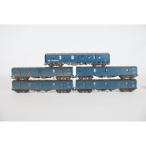 210 - 9 Bachmann Br MK1 Blue Parcel and Utility Wagon. To include 4 Bachmann Branch line 39-272A BR Mk1 GU... 