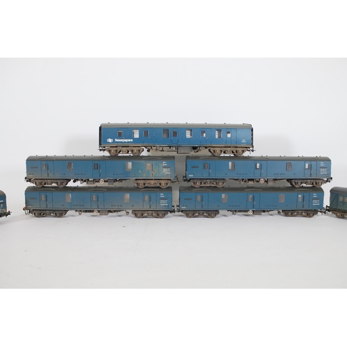 210 - 9 Bachmann Br MK1 Blue Parcel and Utility Wagon. To include 4 Bachmann Branch line 39-272A BR Mk1 GU... 