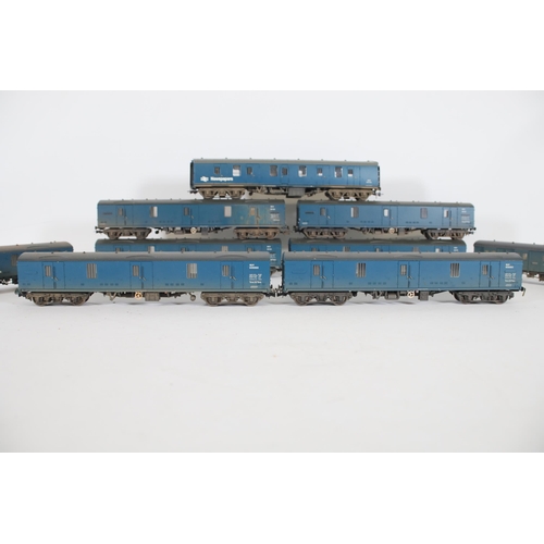 210 - 9 Bachmann Br MK1 Blue Parcel and Utility Wagon. To include 4 Bachmann Branch line 39-272A BR Mk1 GU... 