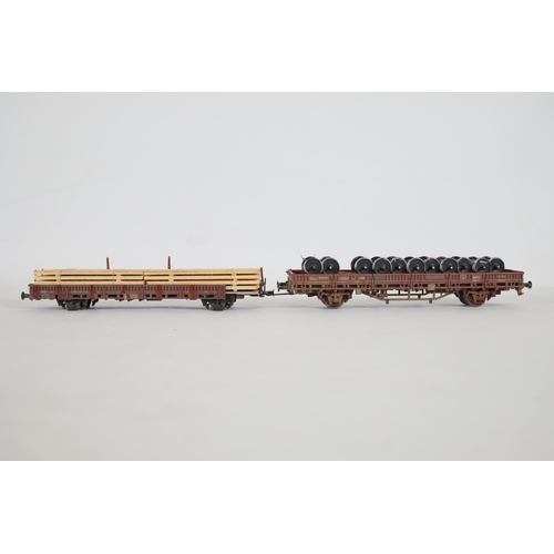 214 - 8 OO gauge Transporters Wagons Various makers like Bachmann to include 1 Ealnos GBRf in good conditi... 