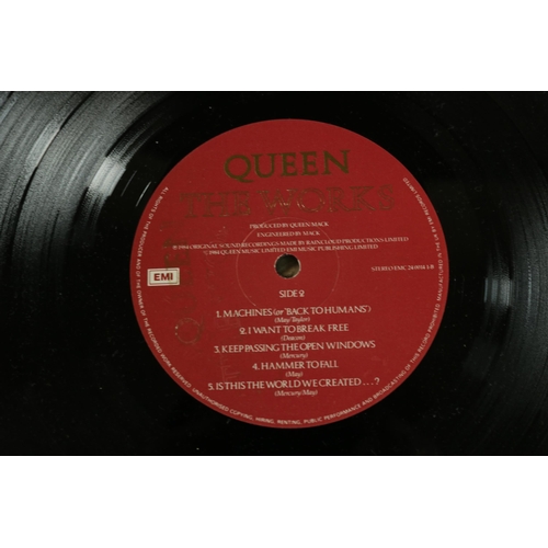 22 - Four Queen Albums, consisting of Queen 