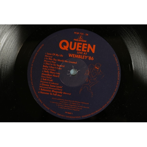 22 - Four Queen Albums, consisting of Queen 