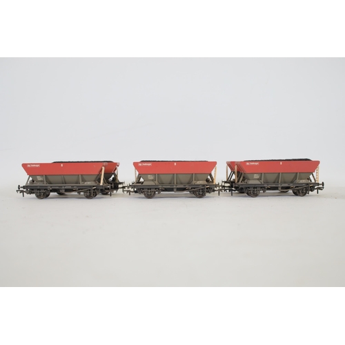 225 - 11 Bachmann Goods Transporters 9x HEA Hopper Wagons, 1 Bachmann HSA 360036 and 1 OBA open back Rail ... 