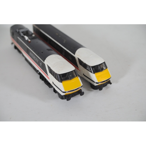 229 - Hornby Intercity Locomotive front and back with box OO Gauge. This appears to be a bit of a marriage... 