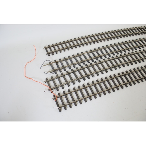 231 - 13 Pieces of O gauge Peco streamline track Devon and 4 Curved sections all of this track is in used ... 