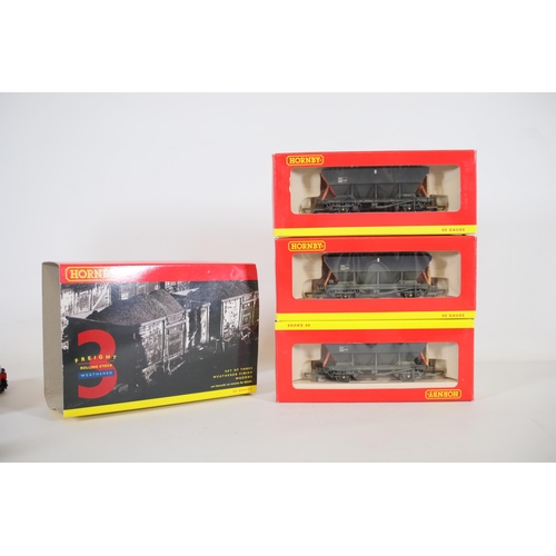 248 - Selection of OO gauge goods and minerals transportation vans and carriages. To include a Lima sea co... 