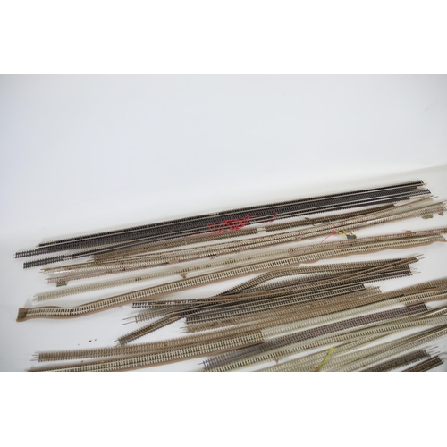 251 - Very large amount of N gauge Track. This track has been taken off a display. The track condition var... 