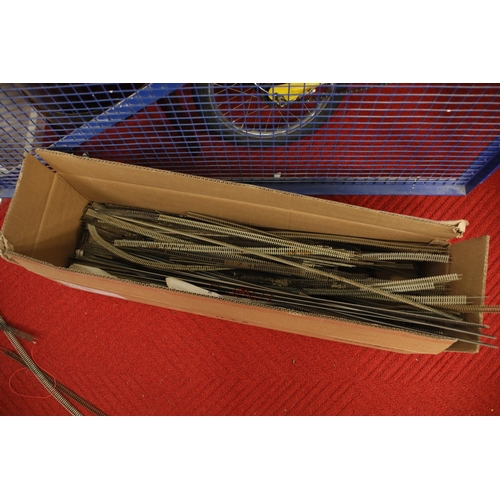 251 - Very large amount of N gauge Track. This track has been taken off a display. The track condition var... 