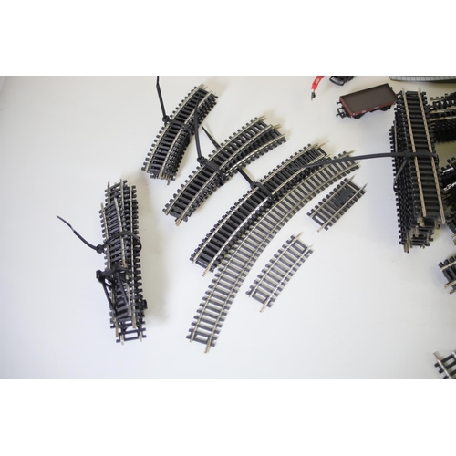 252 - Good amount of various OO gauge Track with a platform all Hornby