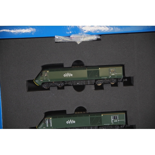 262 - 2D 019 009 Dapol Class 43 HST MK3 Book set GWR green 43187/43188 N Gauge plus 2 Dapol n gauge MK3 2n... 