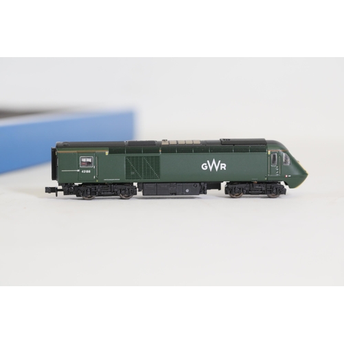 262 - 2D 019 009 Dapol Class 43 HST MK3 Book set GWR green 43187/43188 N Gauge plus 2 Dapol n gauge MK3 2n... 