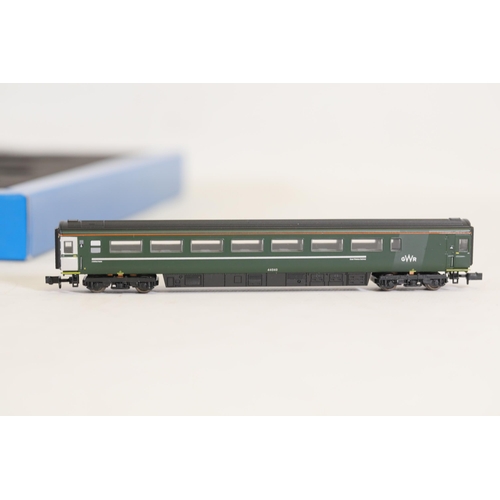 262 - 2D 019 009 Dapol Class 43 HST MK3 Book set GWR green 43187/43188 N Gauge plus 2 Dapol n gauge MK3 2n... 