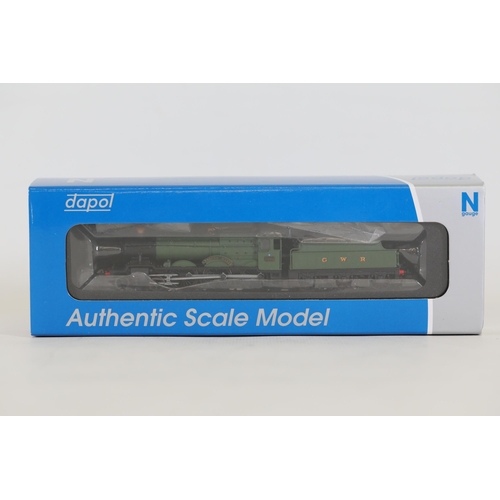 265 - Dapol Locomotive 2S 001 003 Broome Manor 7805 GWR Green on Tender boxed in very good order.