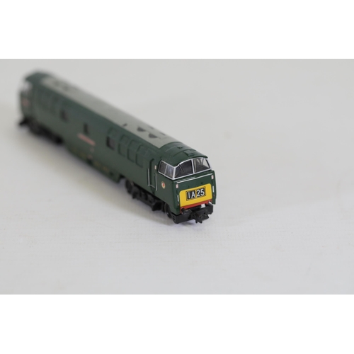 267 - Graham farish N Gauge Locomotive 371 403 Class 52 D1035 Western Yeoman Br Green