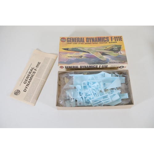 301 - 10x Airfix Scale Models boxed aeroplanes sets, 1x Italarei. 1x hunter F.6 1/72 scale, Supermarine Sp... 