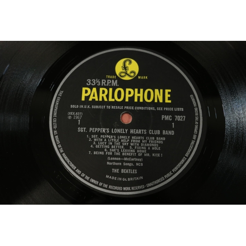 4 - Beatles Sgt Peppers Lonely Hearts Club Band, Parlophone Black/Yellow Label, XEX 638-1 A::P / XEX-637... 