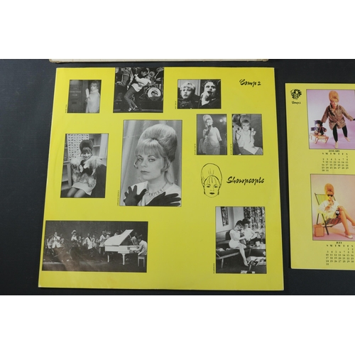 41 - A signed copy of Mari Wilson Show people. The exterior sleeve has some age to note, most specificall... 