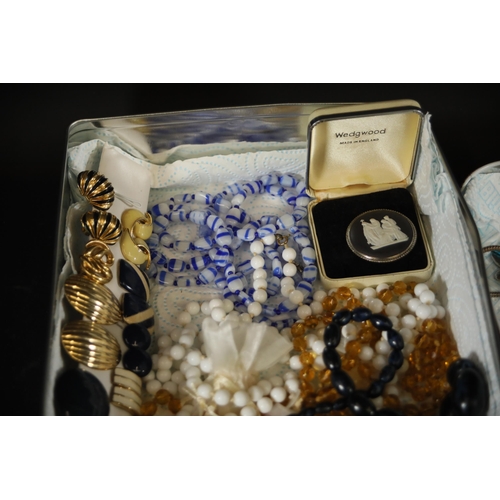 709 - Large collection of costume Jewellery including some mixed coinage from Hong Kong, Marcasite, Cameo,... 