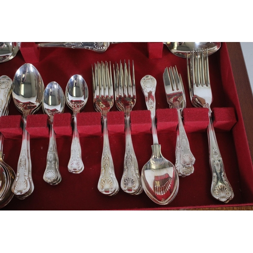 731 - Canteen of Cutlery Newbridge Stainless A1 Electro plated. Dimensions: Height 7cm, Width 40.5cm, Dept... 